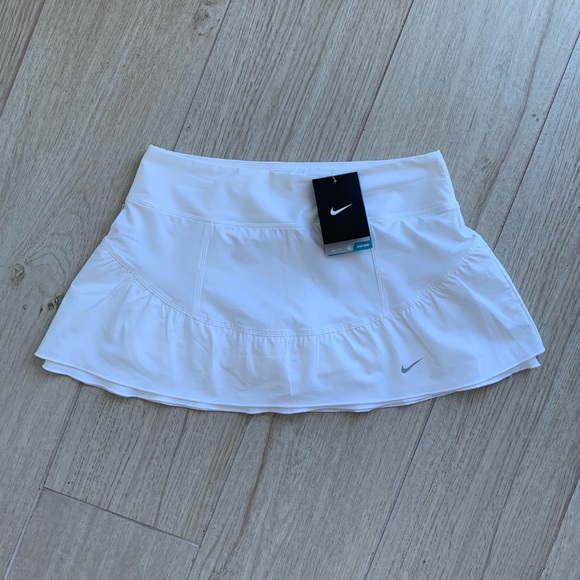 womens nike skirt sets